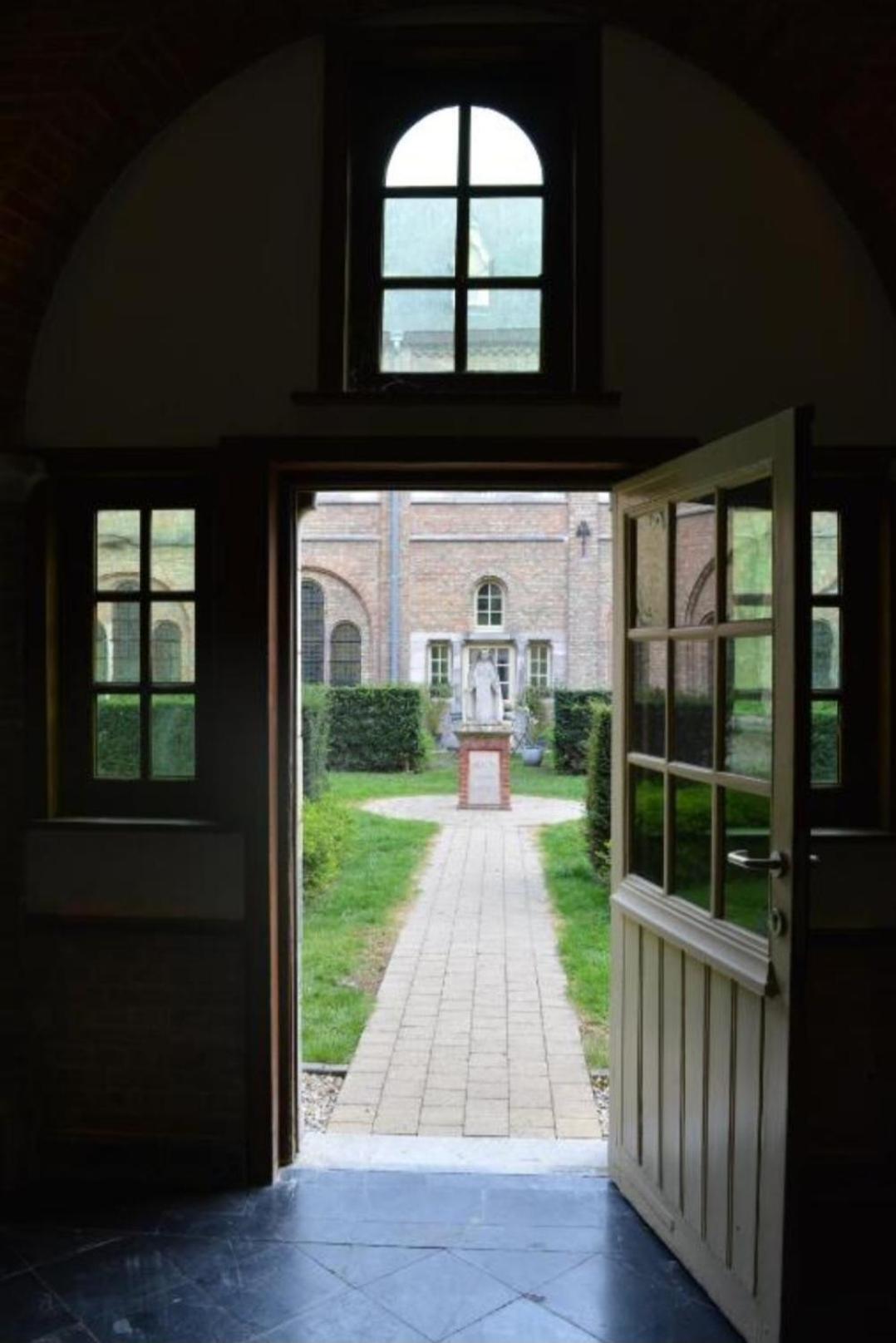 The Carmelite Apartamento Ieper Exterior foto